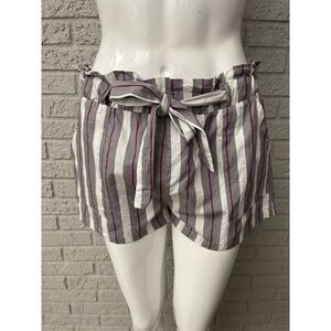 Harmony Girls Striped Paper Bag Style Short Size 6 (juniors)